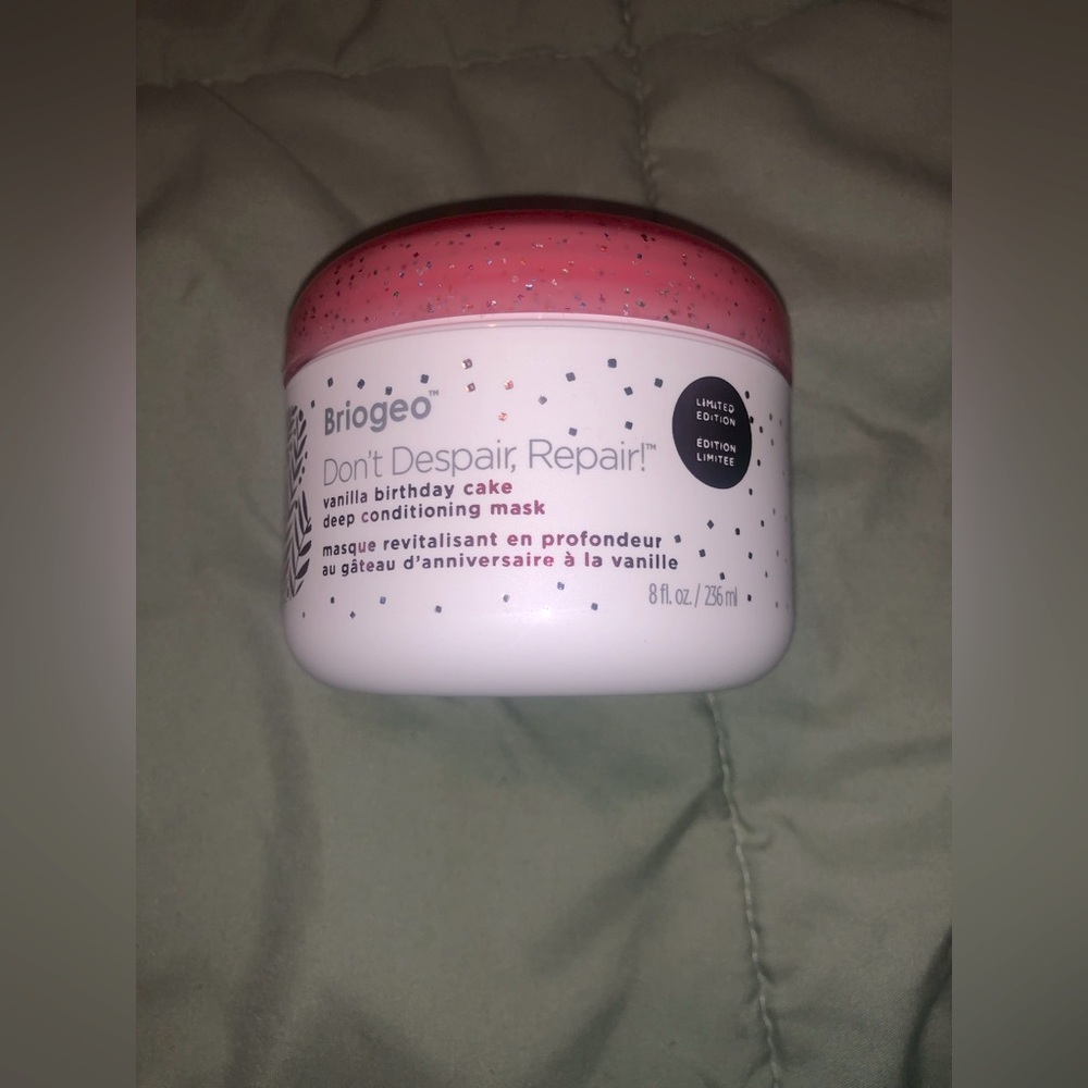Briogeo Don’t despair, repair! Vanilla Birthday Cake deep conditioning mask
